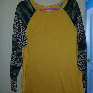 Women's Mustard Raglan Sleeve Top